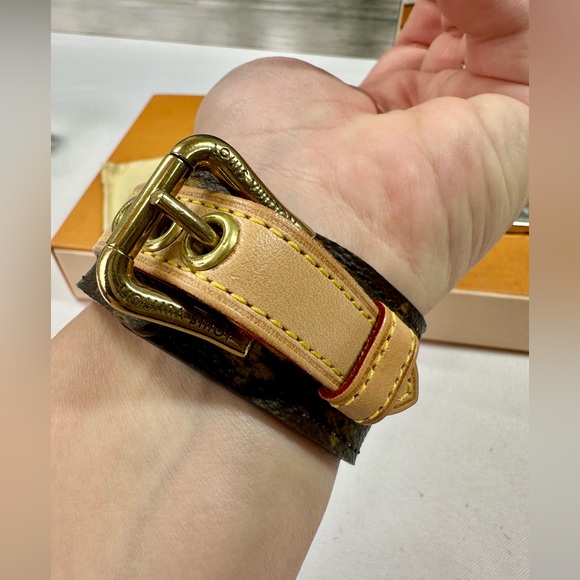 Louis Vuitton Monogram Bracelet - Picture 11 of 16